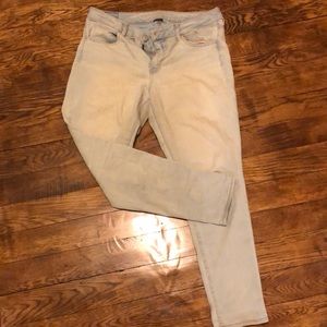 Light wash American Eagle jeans